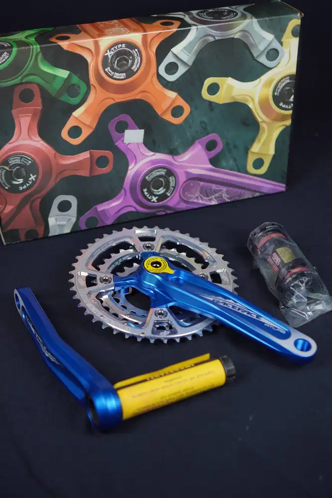 Race Face Atlas AM Crankset 175mm Blue – New Old Stock (Rare Item)