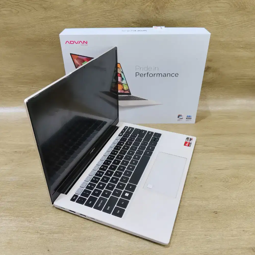 Laptop Gaming Advan WorkPlus 1701 Slim Ryzen7 (7000Series) RAM 16GB