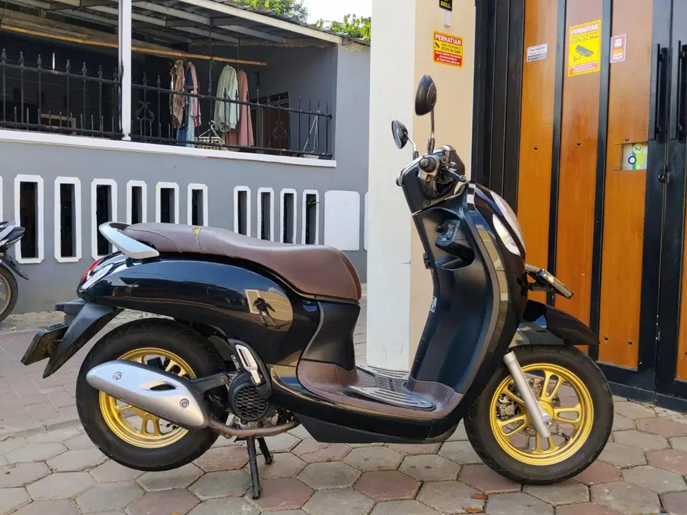 (jual cepat) Honda scoopy 2021 keyless istimewa