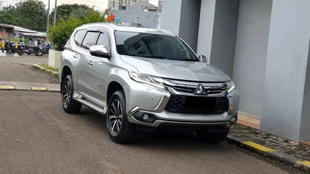 [GARANSI 5TH] Mitsubishi Pajero Sport Dakar 2.4 4x2 Sunroof 2019/2020
