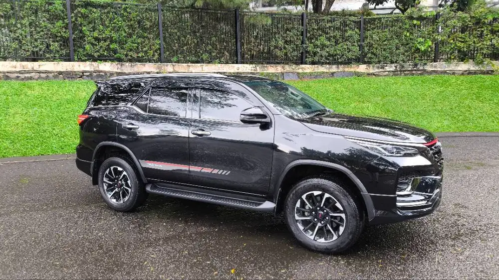 Toyota Fortuner 2.4 VRZ TRD 2020.