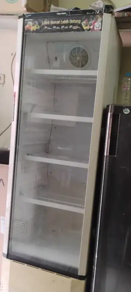 Showcase merk POLYTRON tinggi body Mulus Kondisi Minus