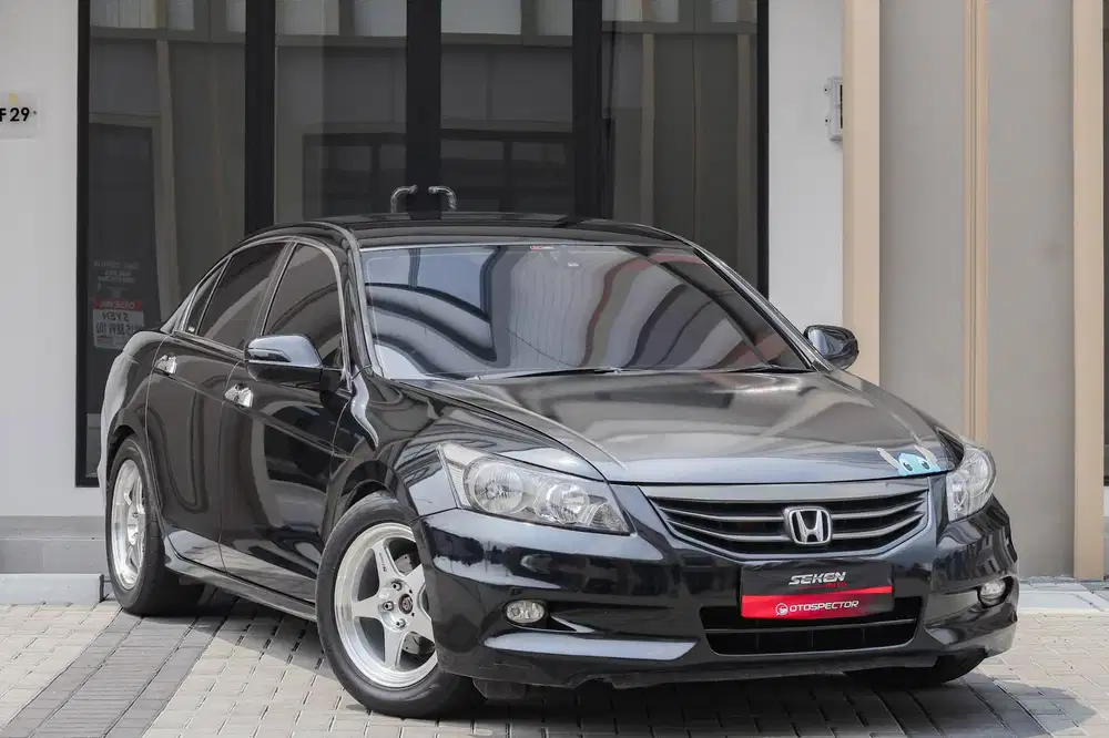 Honda Accord 2.4 VTIL 2.4VTIL AT Matic 2012 Hitam Mutiara