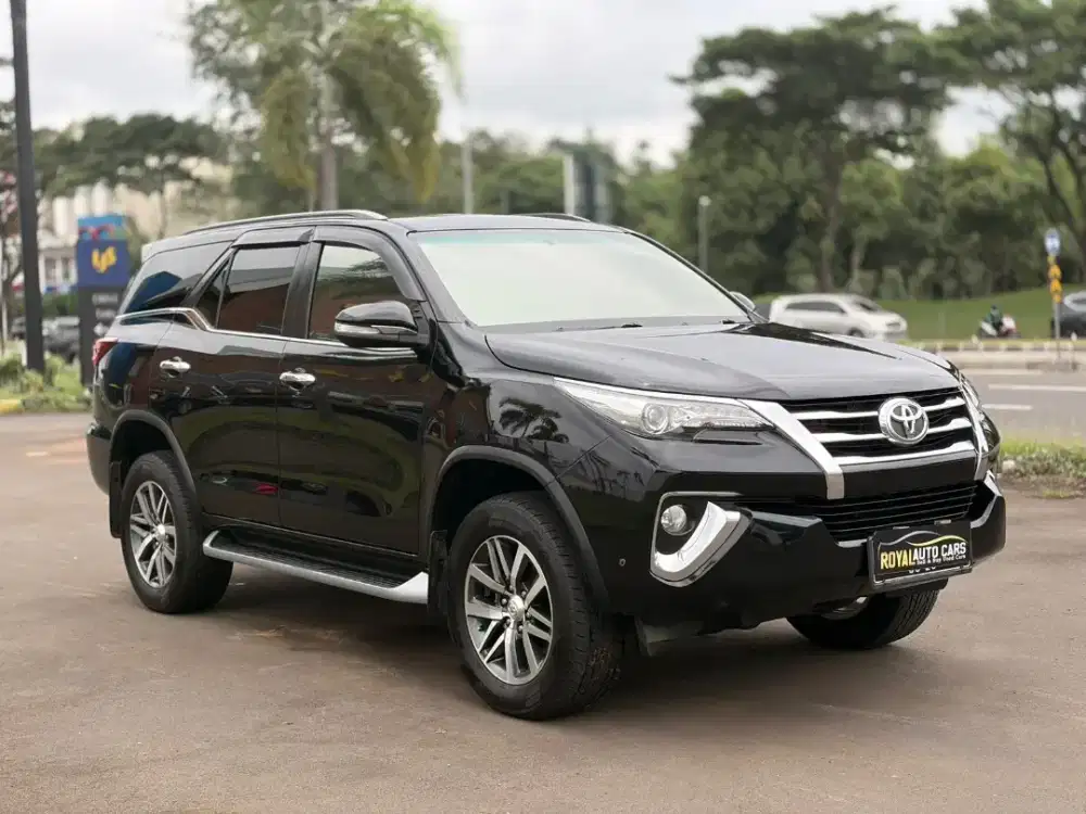 BEST CONDITION!! Toyota Fortuner VRZ 2.4 Diesel A/T 4x2