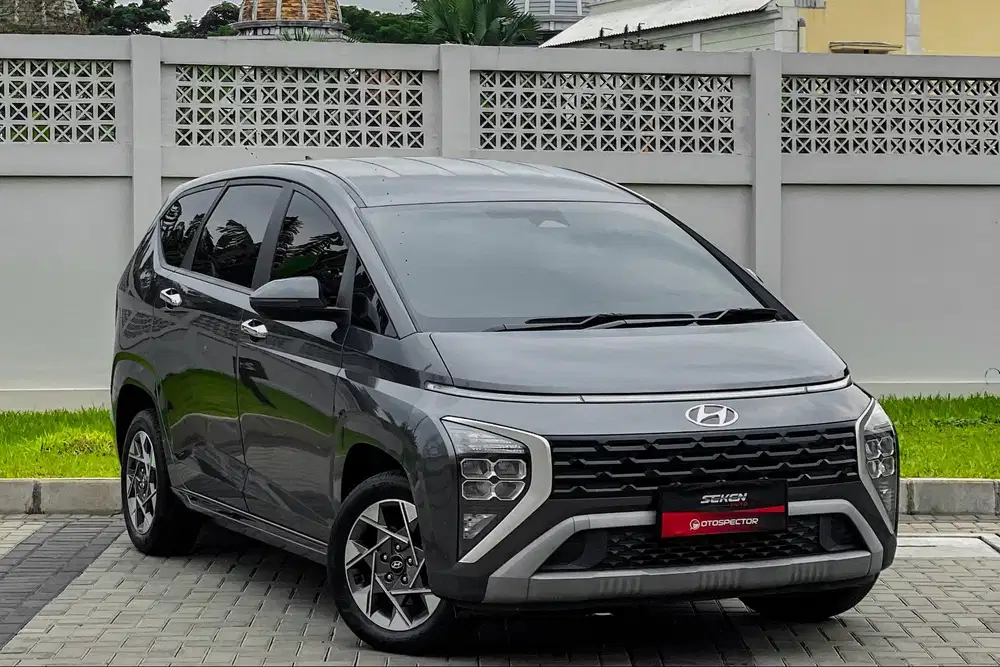 Hyundai Stargazer 1.5 Prime 7 Seater Captain Seat AT Matic 2024 Abu