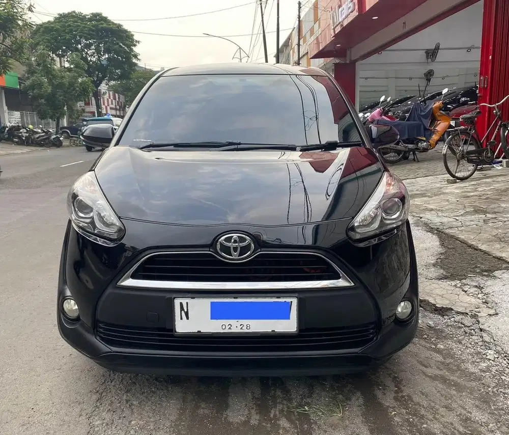 Toyota Sienta V 2017 Automatic