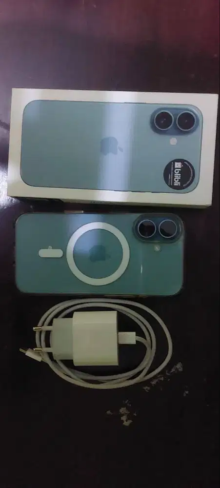 WTS ! ! ! Iphone 16 Basic 128Gb Teal, Blibli