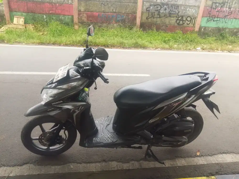 Vario KZR 2014 idling stop