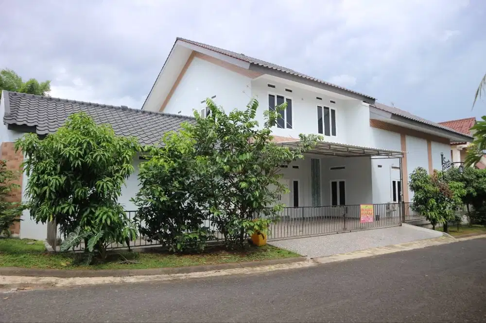 DI JUAL RUMAH SIAP HUNI DAN STRATEGIS DI KAWASAN GRAND DEPOK CITY