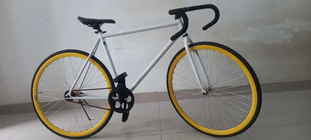 Jual Sepeda Fixie kesayangan