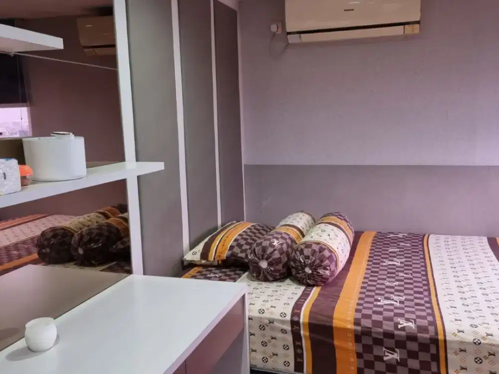 DISEWA APARTEMEN UNIT GANDENG 2BR DIJADIKAN SATU LOKASI APARTMEN ASTON TOWER 2 LANTAI 12