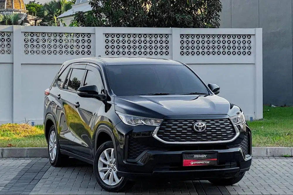 Toyota Kijang Innova Zenix 2.0 V CVT Bensin Non Hybrid AT Matic 2023