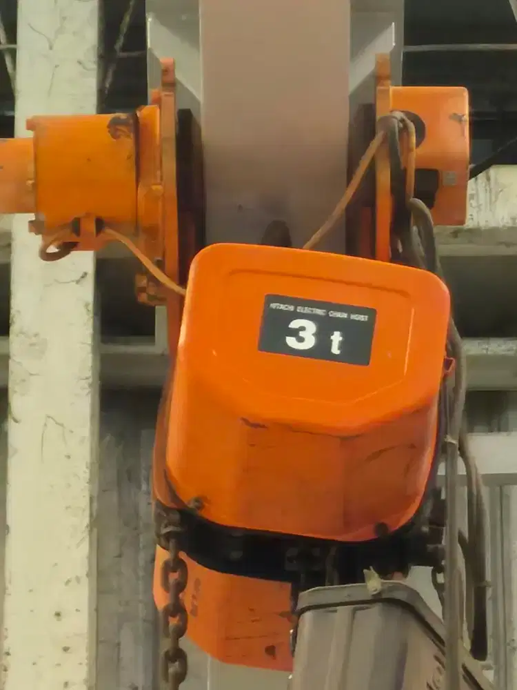 Dijual Hoist merk Hitachi 3 Ton, rantai 6 m