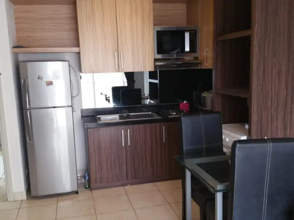 DISEWA APARTEMEN CITY HOME MOI KELAPA GADING TOWER HAWAIAN BAY LT 19 FURNISH