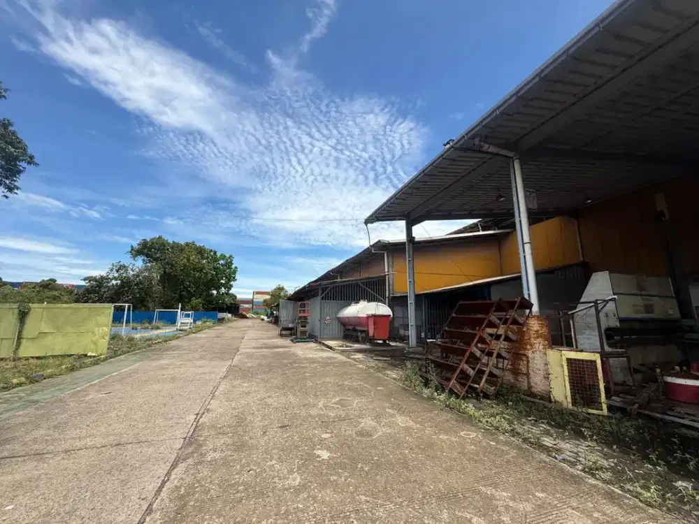 DIJUAL GUDANG STRATEGIS DEKAT DENGAN PELABUHAN TANJUNG PRIOK