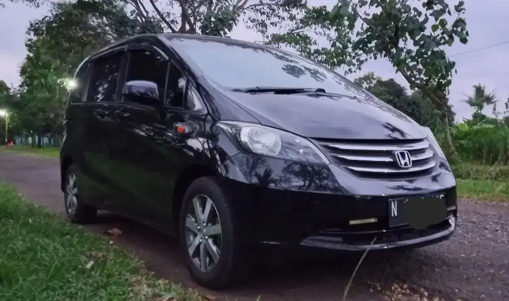 Honda Freed E Psd th 2009