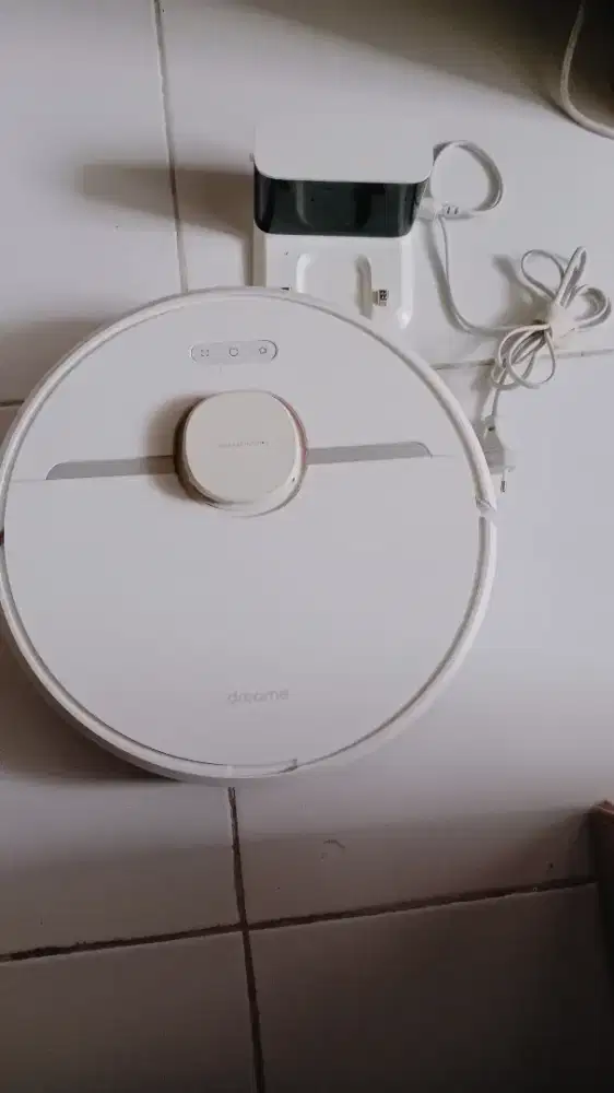 DREAM D9 Robot vacuum