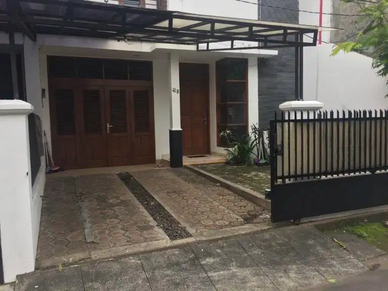 Disewakan kamar kos pria di kawasan padat dekat dengan area kantor