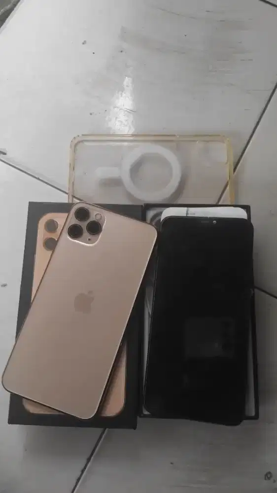 Iphone 11 promax 64 inter siap pakai