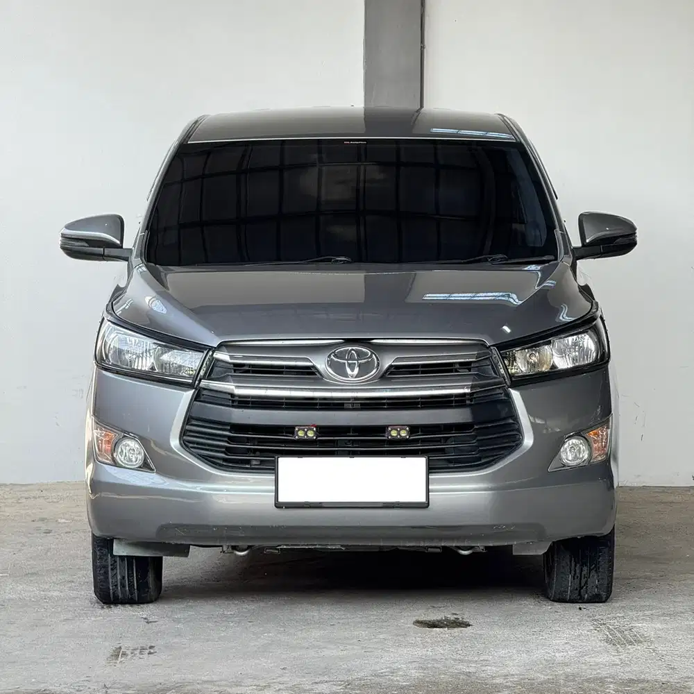 Innova Reborn G Manual Diesel 2019 silver 2020