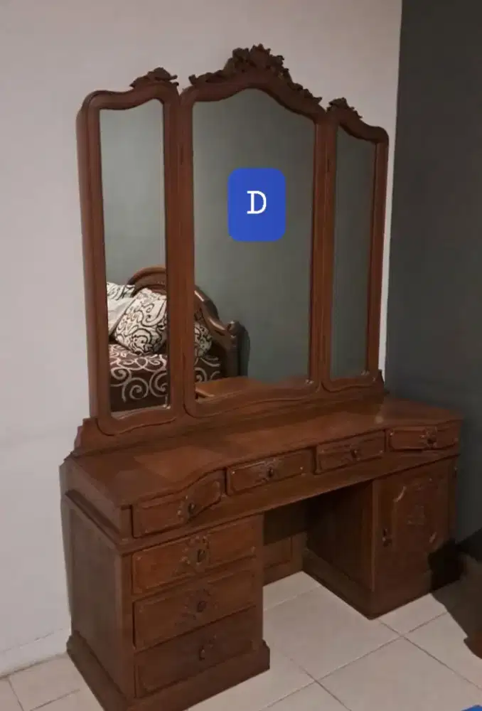 Garage Sale Furniture Jati