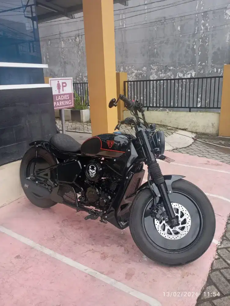 Dijual Motor Custom Street Boober