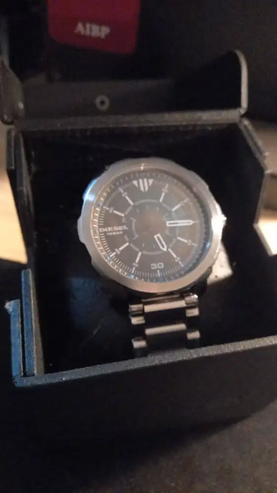 Dijual Jam Diesel 10Bar ORI, kondisi mulus dan masih berfungsi