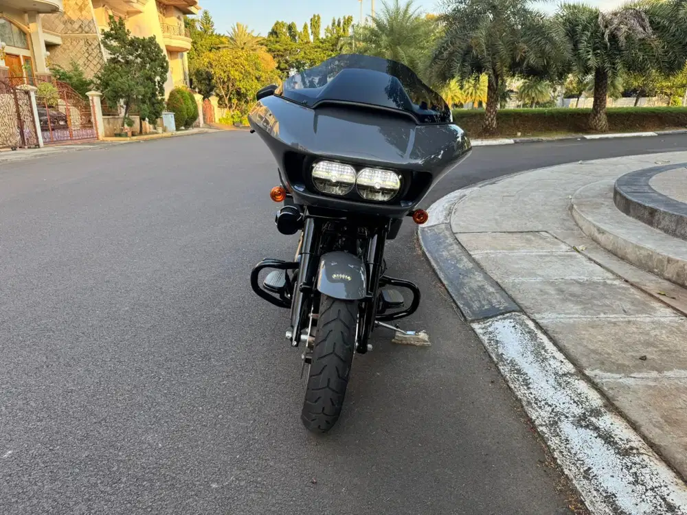 Harley Davidson *2022 Road Glide ST*