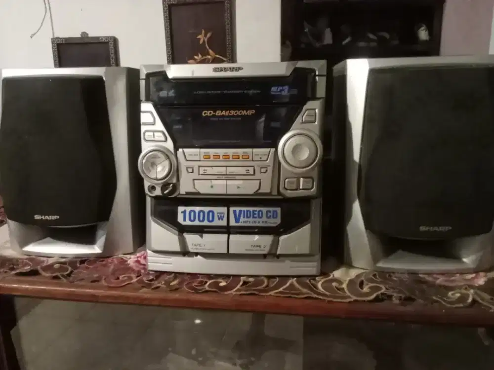 Dijual Sharp Video CD, VCD, dan Cassete 3 CD, kondisi masih sgt bagus,