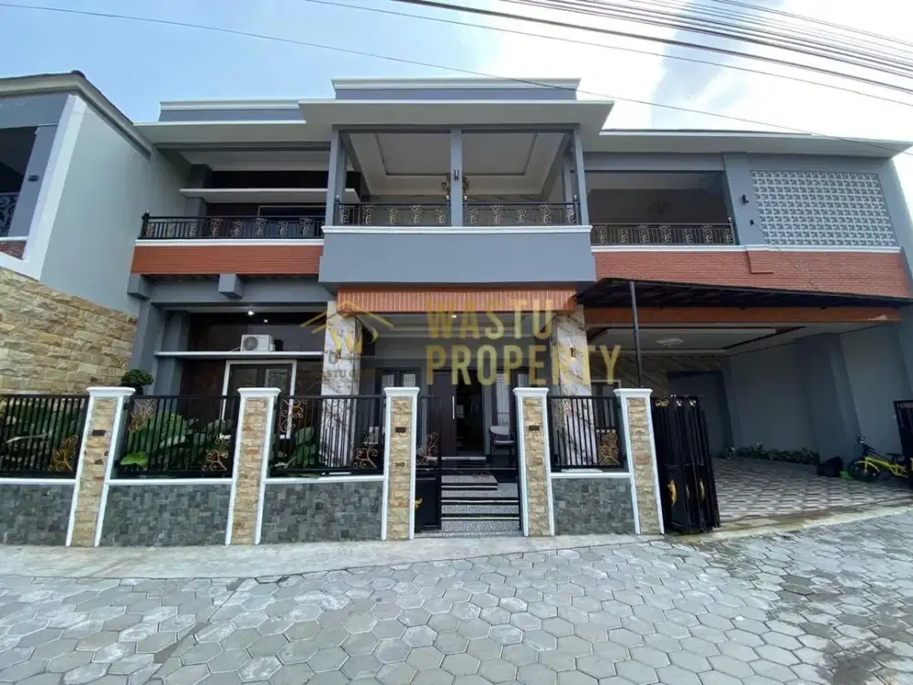 RUMAH MEWAH, DEKAT RING ROAD MAGUWOHARJO, SLEMAN