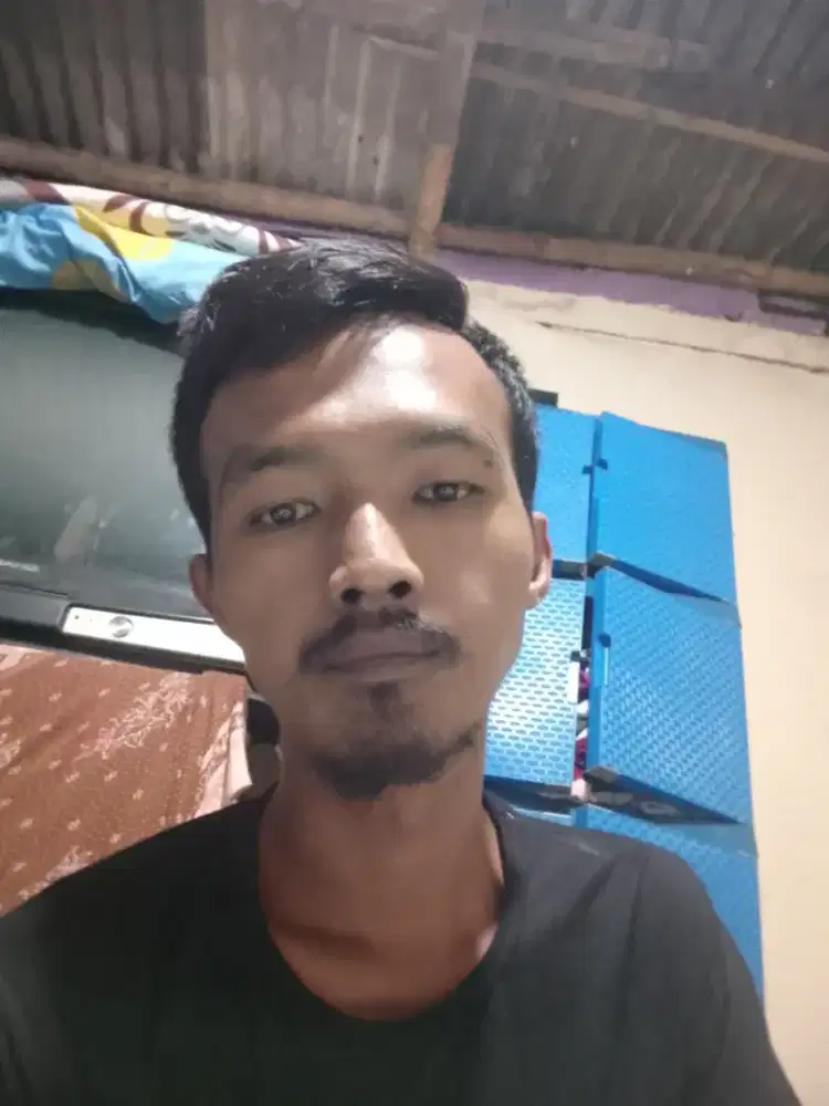 Mau nyari kerjaan pak modal KTP