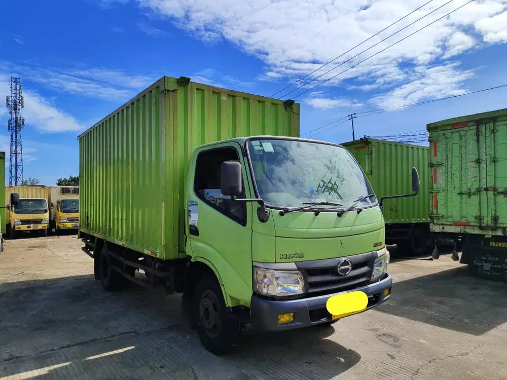 Hino Dutro 110 LD 6 Roda Box Tahun 2019