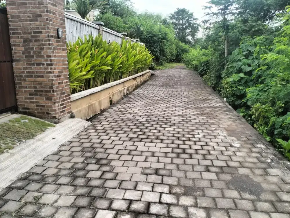 Dijual tanah ukuran kecil area pantai nyanyi