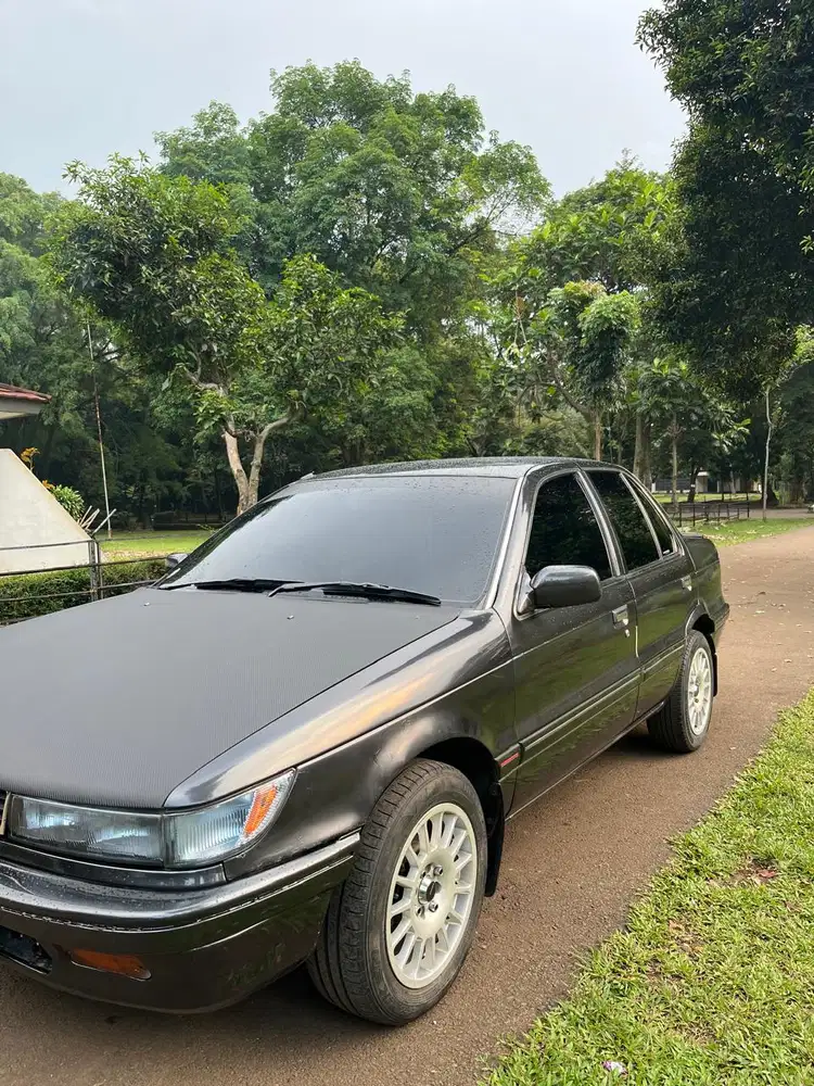 Mitsubishi Lancer 1992 Bensin