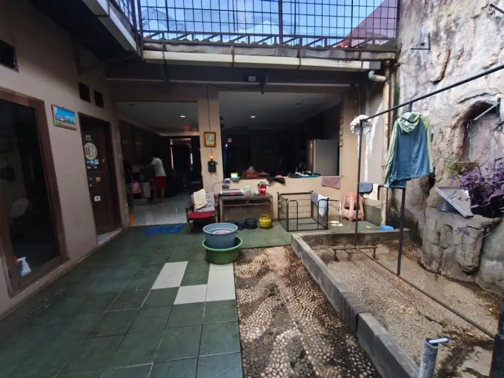 Dijual Rumah Tua di Kav Dki Jln Menara, Lt.10x25m2,Hdp Barat Daya