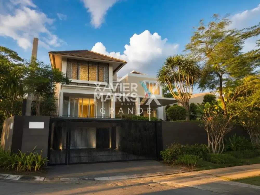 Dijual Rumah Mewah 2 Lantai di Kawasan Elit Peninsula Park, Surabaya