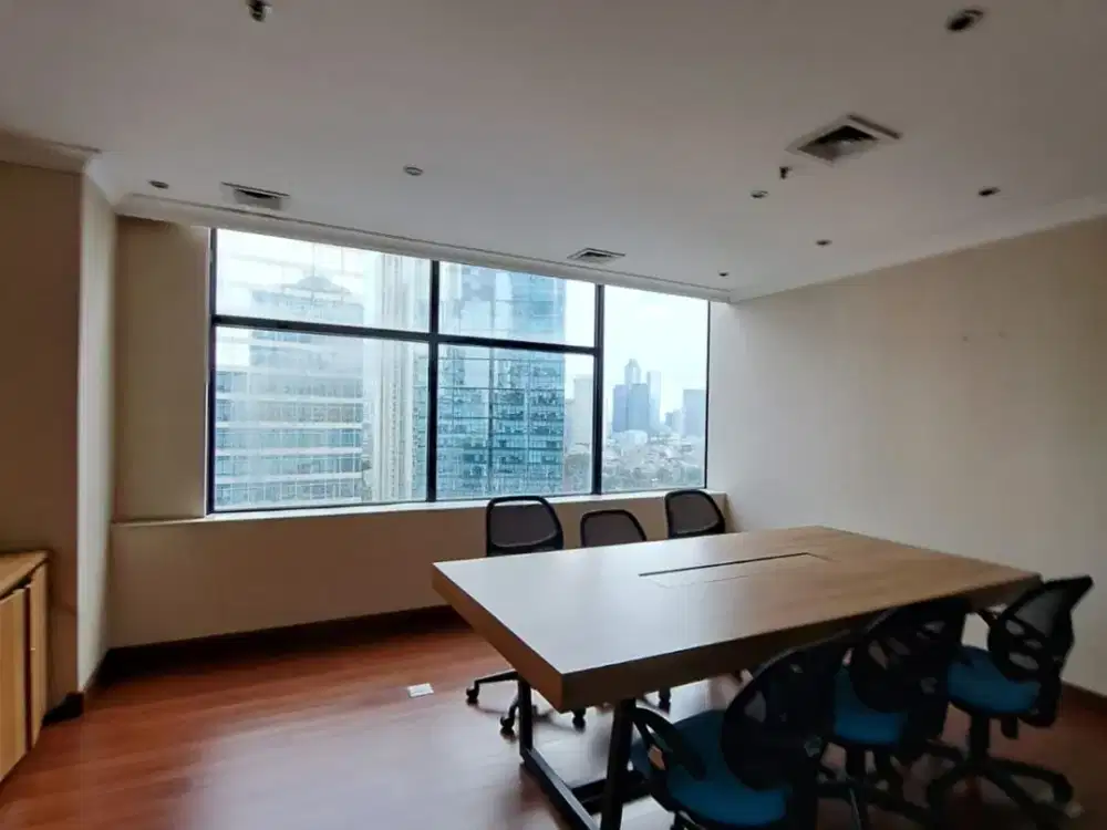 SEWA KANTOR DI JAKARTA PUSAT SUDIRMAN 14M2 FITTED 175K NEGO