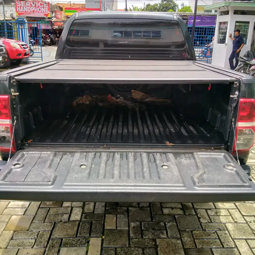 TOYOTA HILUX DC GRAND VIGO 2KD 2.5L VNT M/T 4x4 NIK 2012 TGN1 ORIGINAL