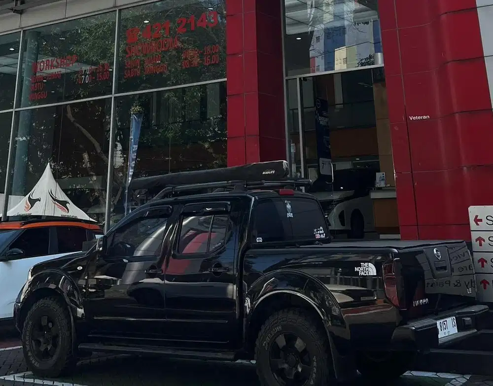 Navara LE 2010 Automatic 4x4