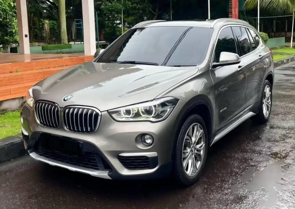 BMW X1 2017/16 Xline Panoramic PBD Abu Abu