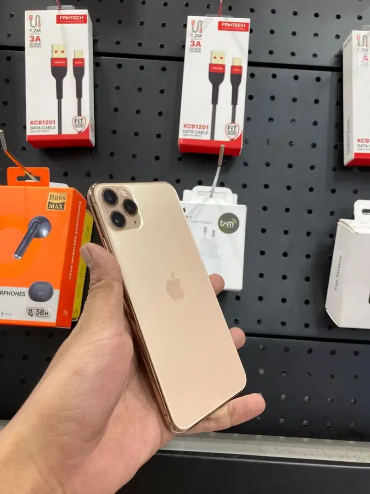 Iphone 11 promax 256 ibox