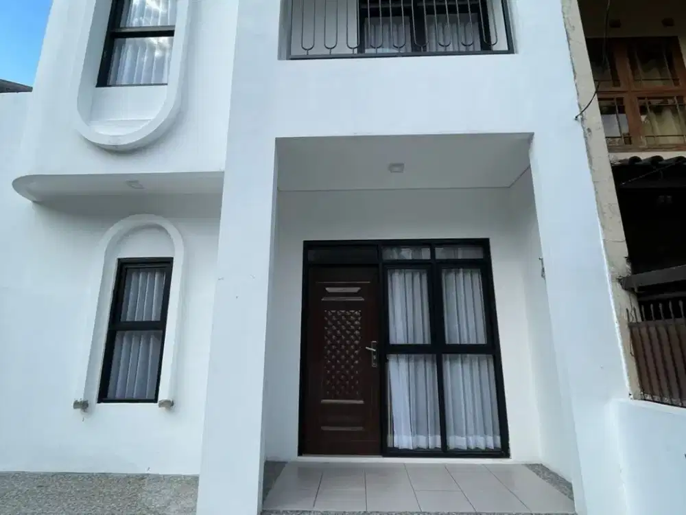 Rumah Modern Baru 2 Lantai di Setiabudi Regency Bandung