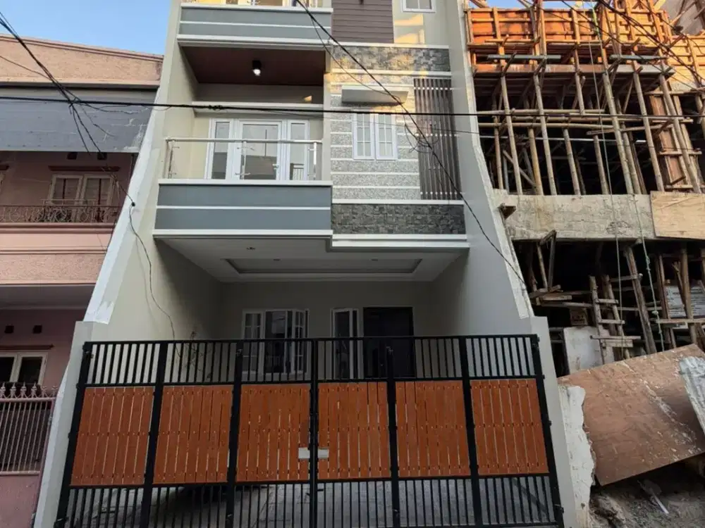 Dijual Cepat Rumah 4 Lantai di Mandala Barat Tomang Jakarta Barat