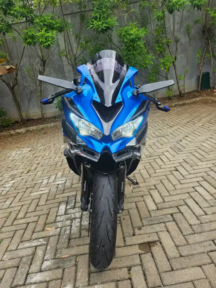 Kawasaki ZX25R Favourite Colour (Biru) low KM + Elegant modification