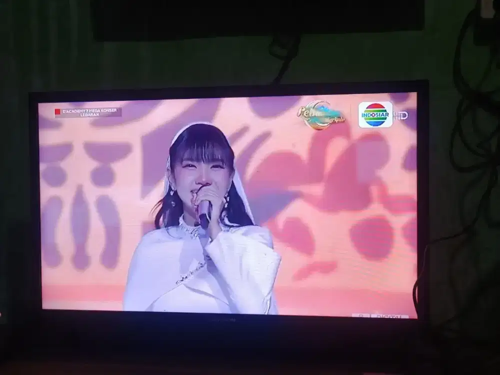 TV LED Polytron 32inch