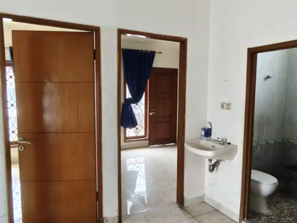 Dijual Rumah Nirwana Modernland Siap Huni Luas Strategis KT 3+1