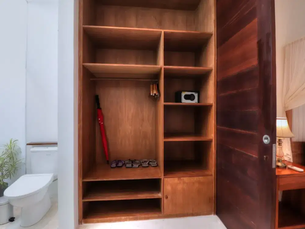 Prime 4 Bedroom Leasehold Villa Near Seminyak Beach Bali for Sale Leasehold - Thumbnail 7