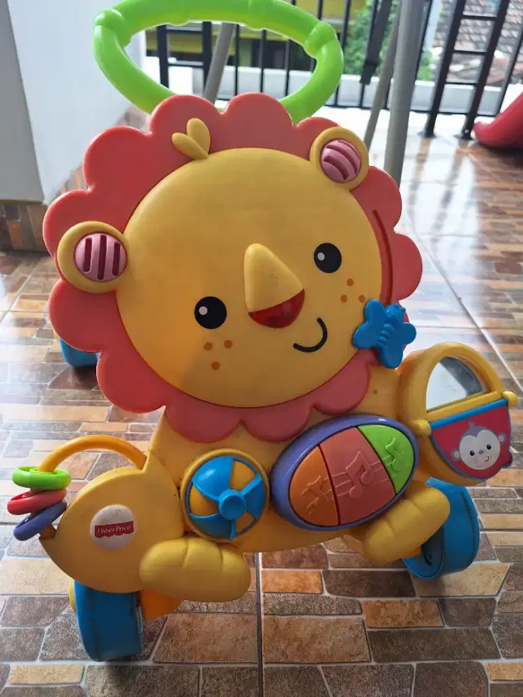 Mainan bayi fischer price singa lion