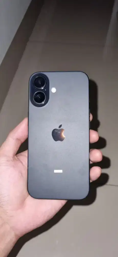 iPhone 16 128GB Black garansi Ibox
