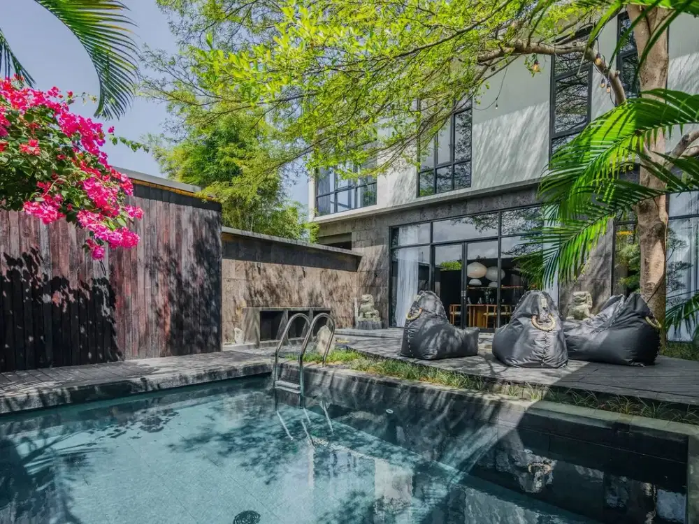 Vila desainer 3 kamar tidur di kawasan Melasti